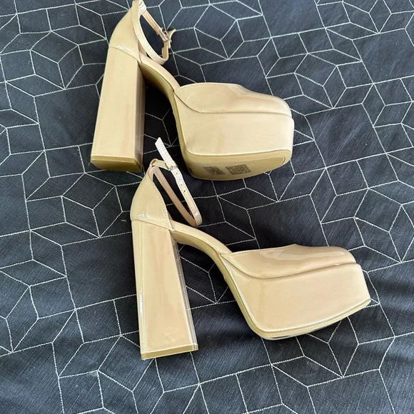 Take Care Extreme Platform Pumps sz 9 - Picture 16 of 16